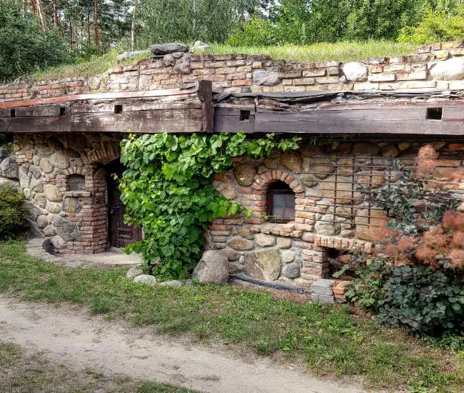 Winnica z kamienia naturalnego