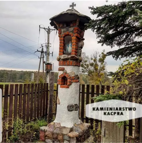 Kapliczka wykonana przez Kamieniarstwo Kacpra