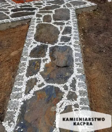 Ścieżka wykonana przez Kamieniarstwo Kacpra